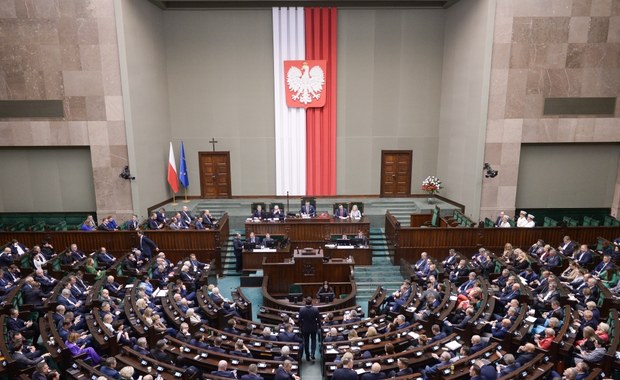 Sejm odwołał członków powołanej przez PiS komisji "Lex Tusk"