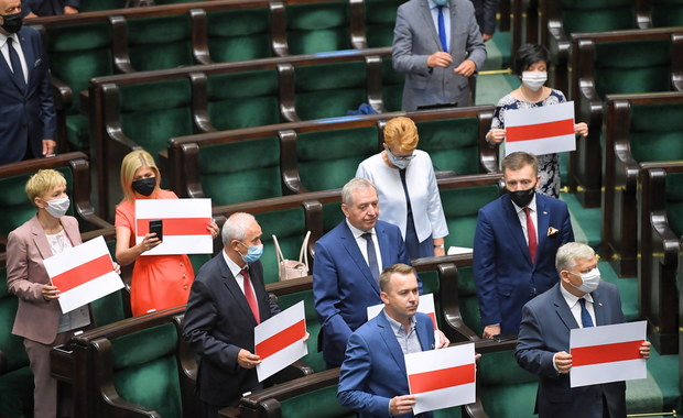Sejm potępił przemoc władz Białorusi. Chce przyjmowania białoruskich uchodźców