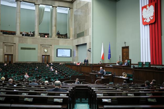 Sejm przedłużył ustawę o składkach zdrowotnych rolników /PAP