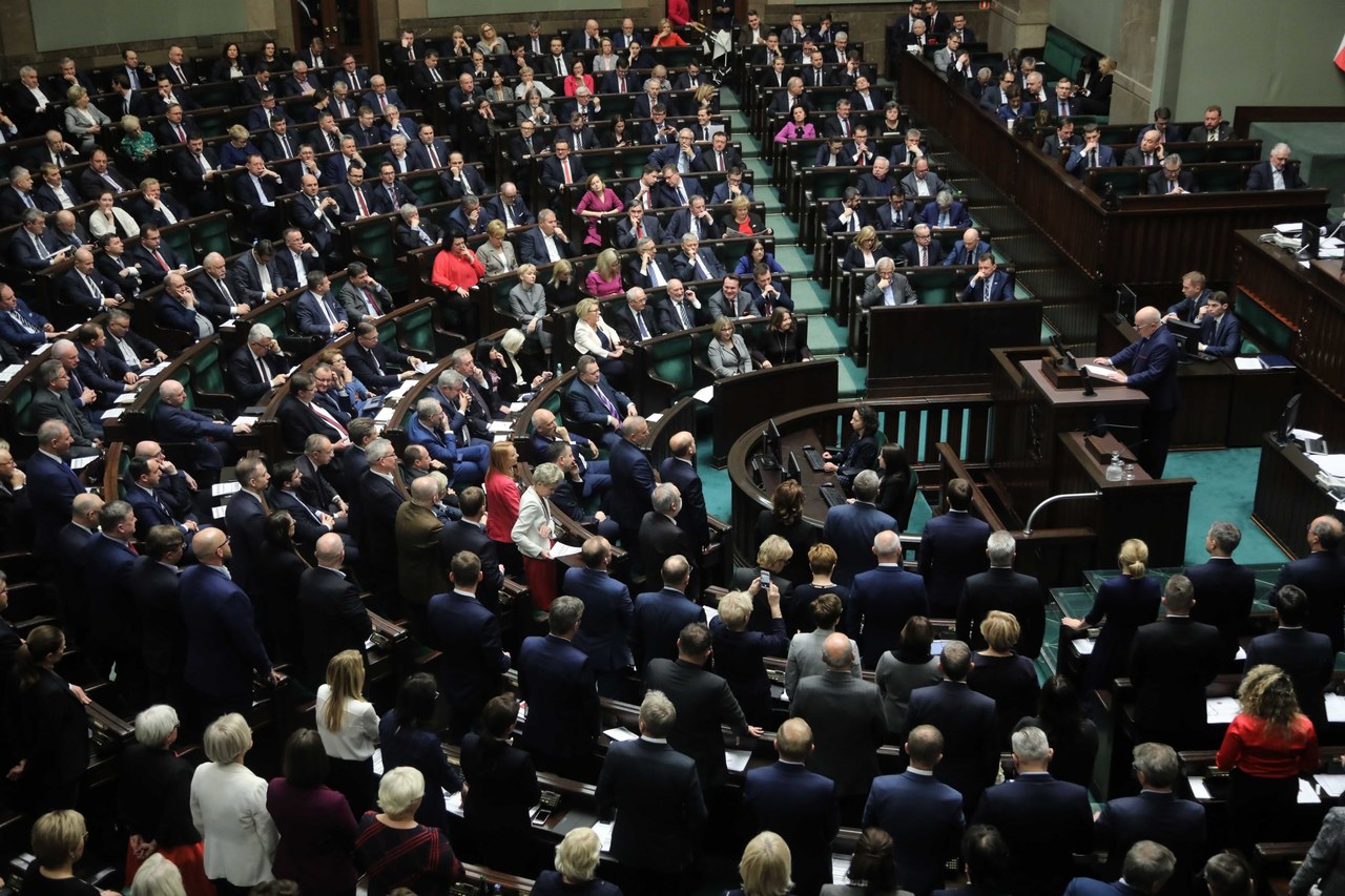 Sejm przegłosował ustawę dyscyplinującą sędziów