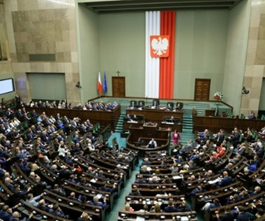 Sejm przyjął budżet na przyszły rok. TK, KRS i IPN dostaną mniej pieniędzy