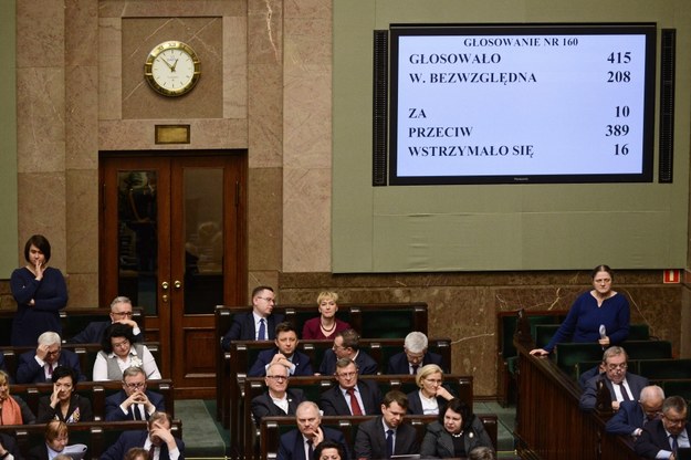 Sejm przyjął poprawkę Senatu do ustawy o jawności zarobków w NBP / 	Jakub Kamiński    /PAP