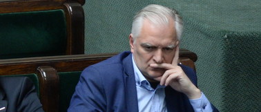 Sejm przyjął ustawę o SN. Wymowne zdjęcie Jarosława Gowina