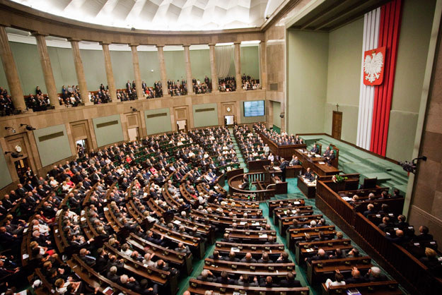 "Sejm Rzeczypospolitej Polskiej uczyni wszystko co możliwe, aby wynagrodzić krzywdy" (zdjęcie ilustracyjne) /Janek Skarżyński /AFP