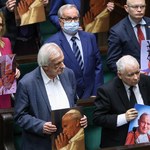 Sejm. Uchwała w sprawie obrony dobrego imienia św. Jana Pawła II