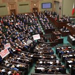 Sejm uchwalił nie-kodeks w nie-trybie