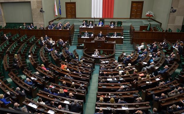 Sejm uchwalił nowelę ustawy o upadłości konsumenckiej /PAP