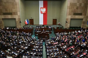 Sejm uchwalił nowelizację ustawy "Lex Czarnek"