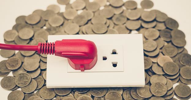 Sejm uchwalił ustawę m.in. obniżającą akcyzę na energię elektryczną /&copy;123RF/PICSEL
