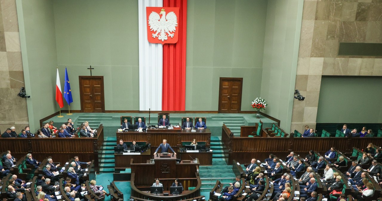 Sejm uchwalił ustawę o zmianie ustawy o ochronie zdrowia przed następstwami używania tytoniu i wyrobów tytoniowych /Wojciech Olkuśnik /East News