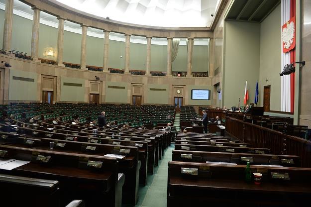 Sejm uchwalił ustawę okołobudżetową /PAP