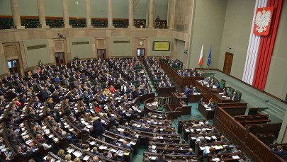 Sejm uchwalił ustawę ws. zasiłków dla opiekunów dorosłych niepełnosprawnych 