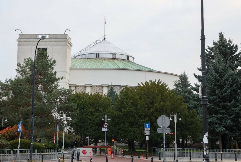 Sejm ukarał siedmioro posłów PiS