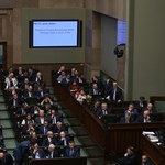 Sejm wybrał 15 nowych członków KRS. „Piramida bezprawia”
