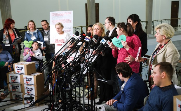 Sejm. Wznowiony protest opiekunów osób niepełnosprawnych