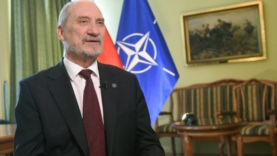 Sejm zajmie się jutro wnioskiem o wotum nieufności dla Macierewicza