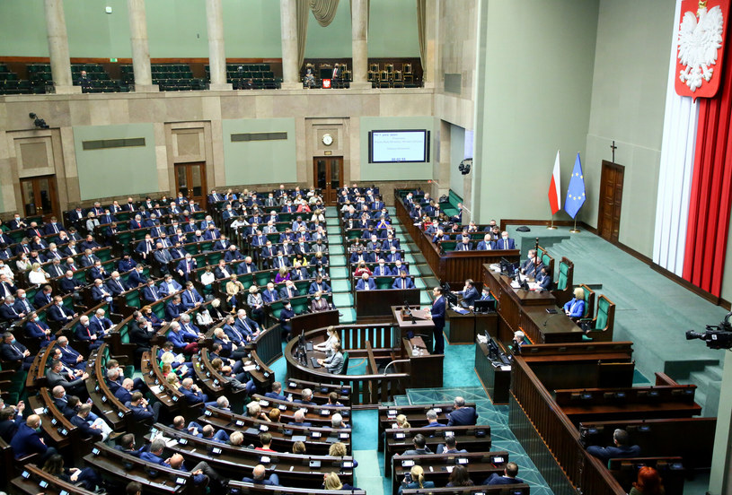 Sejm zajmuje się przyszłorocznym budżetem. Zdj. ilustracyjne /Piotr Molecki /East News