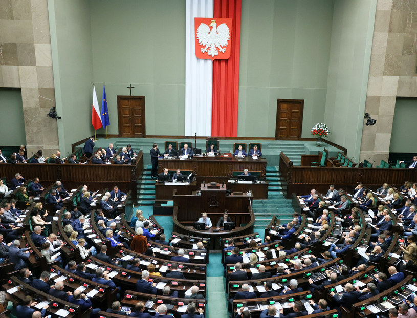 Sejm zdecydował ws. nowelizacji ustawy Prawo oświatowe /Wojciech Olkusnik/East News /East News