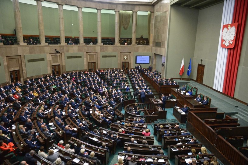 Wotum Zaufania Dla Rządu. Zaskakujące Głosy - Wydarzenia W INTERIA.PL