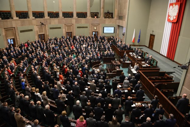 Sejm znowelizował ustawę ws. bezpłatnego podręcznika /Jakub Kamiński   /PAP