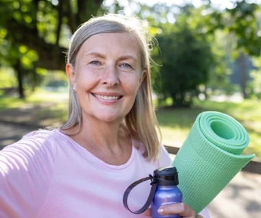 Sekret młodości po menopauzie? Naukowcy wskazują na trening z obciążeniem 