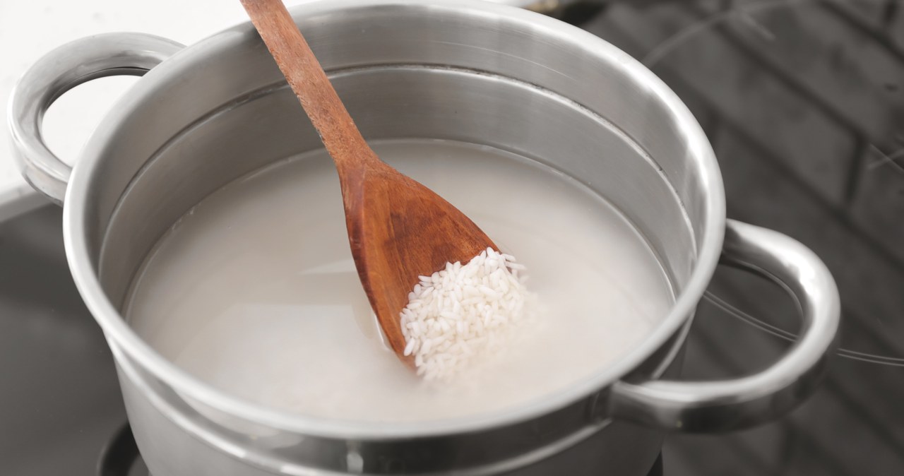 Sekret pięknych włosów może kryć się w Twojej kuchni. Te płukanki naprawdę działają /123RF/PICSEL