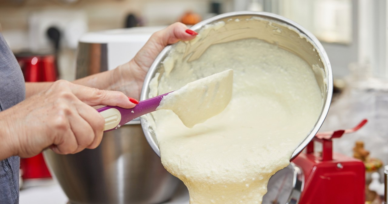 Sekret udanego sernika to odpowiednio dobrany twaróg. /alexdon24 /123RF/PICSEL