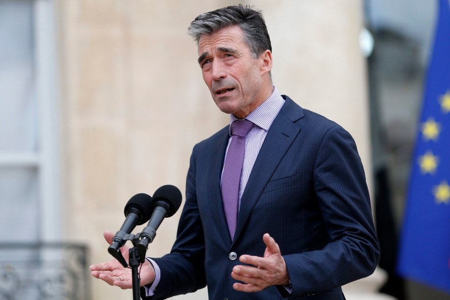 Sekretarz generalny NATO Anders Fogh Rasmussen /YOAN VALAT  /PAP/EPA