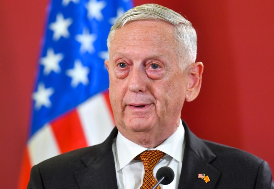Sekretarz obrony USA James Mattis /	GEORGI LICOVSKI /PAP/EPA