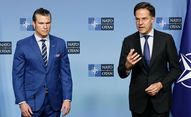 Sekretarz obrony USA: Nie ma mowy o zdradzie Ukrainy