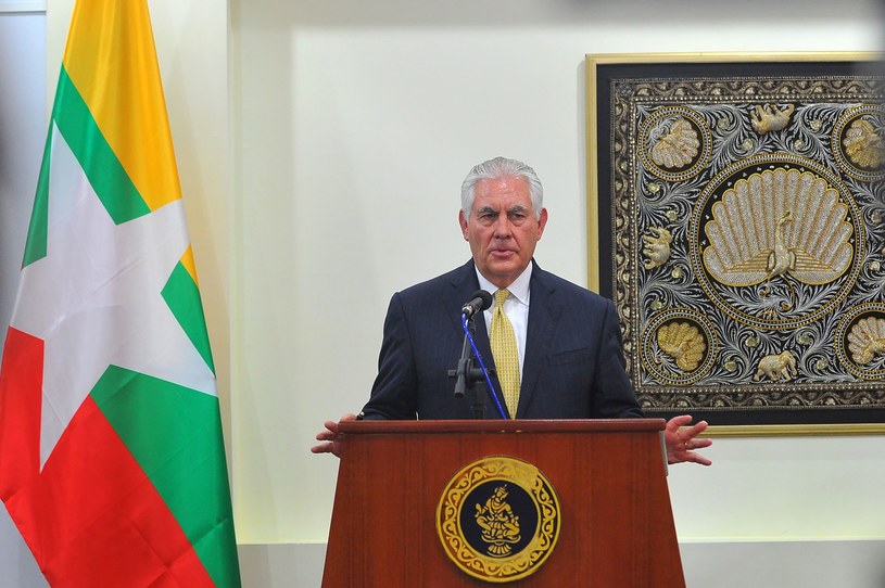 Sekretarz stanu USA Rex Tillerson na konferencji w Birmie /AUNG HTET /AFP