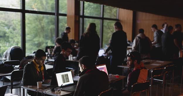 Sekrety hakerów, najnowsze odkrycia i IT security na najwyższym poziomie /