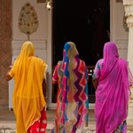 Seksizm wobec kobiet. W Indiach wydano podręcznik dla sędziów  