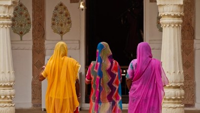 Seksizm wobec kobiet. W Indiach wydano podręcznik dla sędziów  
