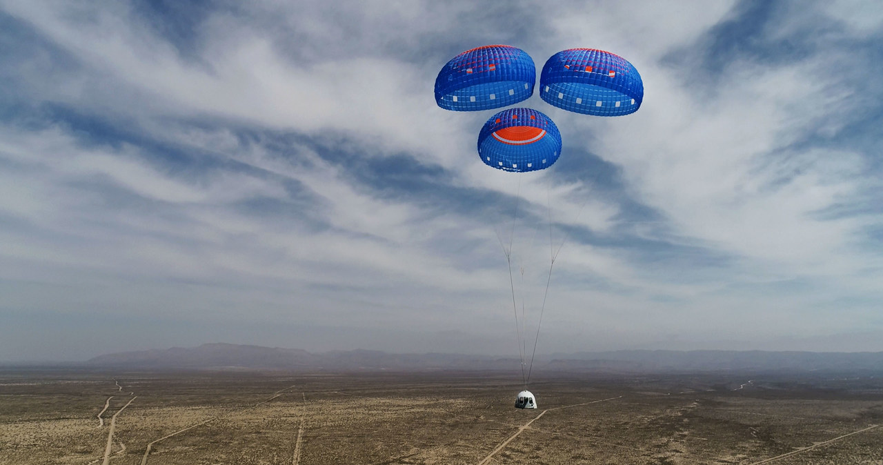 Sekwencja lądowania - kapsuła korzysta z trzech spadochronów /INTERIA.PL