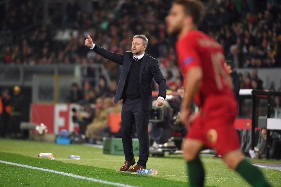 Selekcjoner piłkarskiej reprezentacji Polski Jerzy Brzęczek w trakcie meczu Ligi Narodów z Portugalią /Bartłomiej  Zborowski /PAP