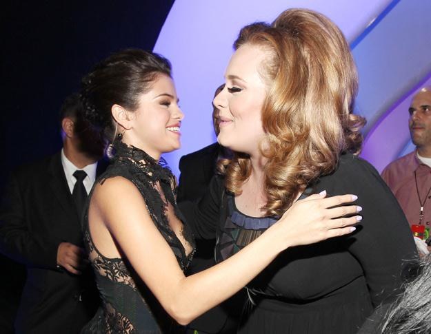 Selena Gomez może tylko pomarzyć o popularności Adele - fot. Christopher Polk /Getty Images/Flash Press Media
