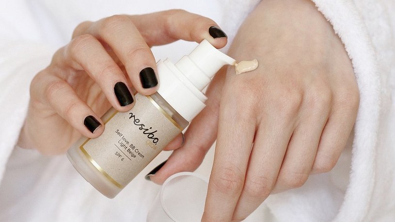 Self Love BB Cream jest odpowiedni dla każdego typu cery /INTERIA.PL/materiały prasowe