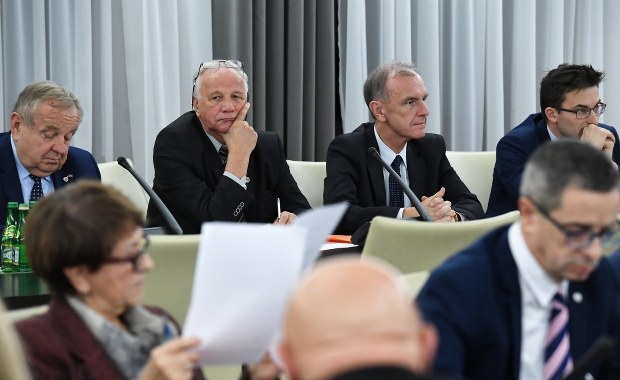 Senacka komisja za przyjęciem noweli o SN bez poprawek 