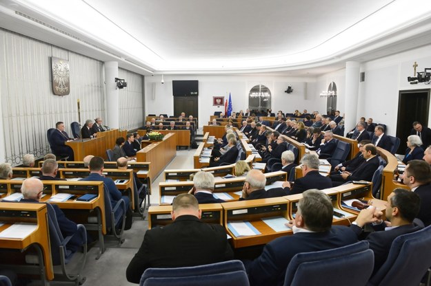 Senat opowiedział się przeciwko 98-procentowej bonifikacie przy przekształcaniu użytkowania wieczystego we własność na gruntach Skarbu Państwa / 	Jakub Kamiński    /PAP