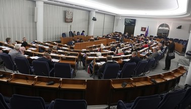 Senat przyjął poprawki do Tarczy 4.0. Wykreślono niektóre przepisy
