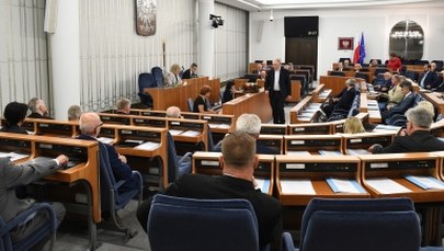 Senat za podniesieniem renty socjalnej
