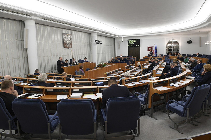Senat za poprawką do ustawy dot. preparatów z konopi /Jan Bielecki /East News