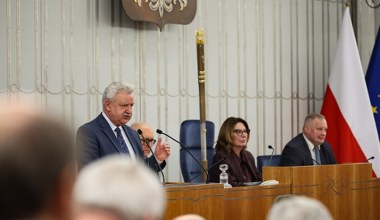 Senat zdecydował ws. ustaw o obniżce cen paliw. Teraz ruch Nawrockiego