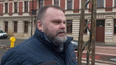 Senator oskarżony m.in. o ujawnianie informacji dot. przetargu na sprzęt dla wojska