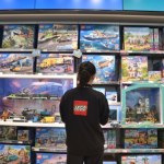 Senior dał w komis Lego warte 297 tys. zł. Sklep część zgubił i odmawia zapłaty
