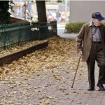 śmieci Seniorzy mogą przestać płacić za śmieci. Trzeba spełnić jeden warunek