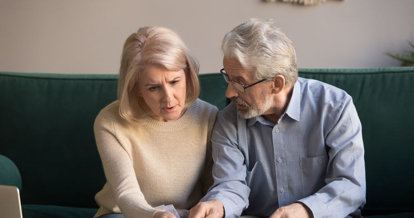 Seniorzy narzekają na niskie świadczenia emerytalne /123RF/PICSEL