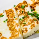 ser Seniorzy powinni na stałe włączyć do menu. Dobrze działa na wzrok, wzmacnia kości, mózg lepiej pracuje