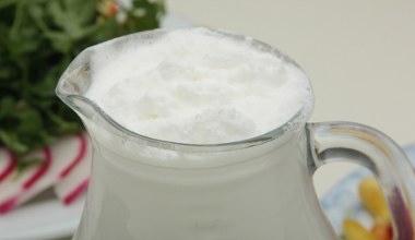 Seniorzy powinni na stałe wprowadzić do menu. To strażnik zdrowego serca i mocnych kości